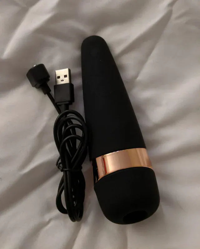Satisfyer Pro 3 Vibration 吮吸式陰蒂按摩器｜空氣脈衝+震動升級版雙馬達（110種組合） - Luvlab